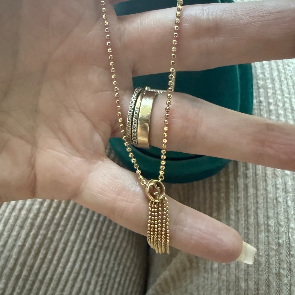 Gucci 18k Gold Tassel Necklace - Picture 3 of 13